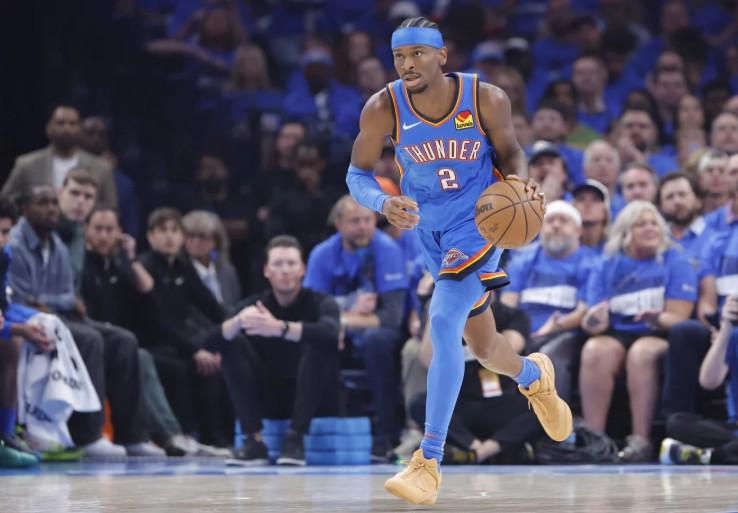 在节目中他, 无法登上篮 在节目中他, 无法登上篮