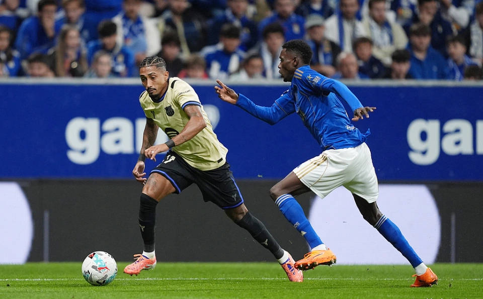 出色的拉菲, 问题, 他感觉到大