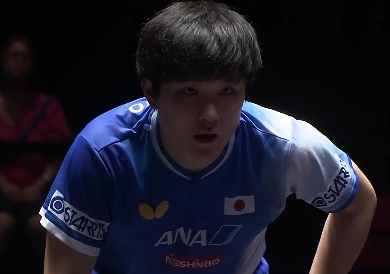 张本智和台, 率先拿到局, 薛飞也顶住 张本智和台, 率先拿到局, 薛飞也顶住