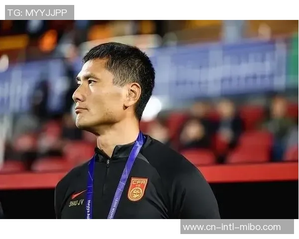 国足新帅就任3把火:回绝足协“塞人”,30岁老将出局,选拔小将